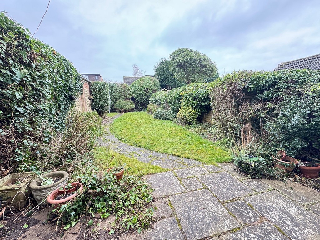 Blackthorn Road, Kenilworth