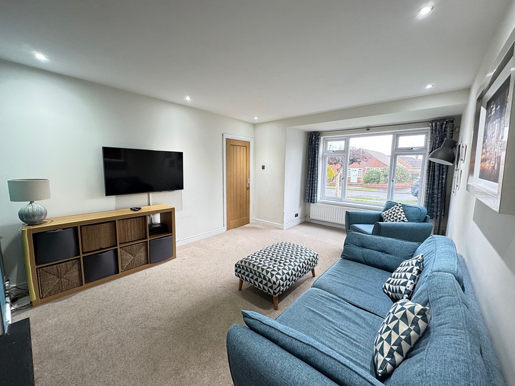 Blackthorn Road, Kenilworth