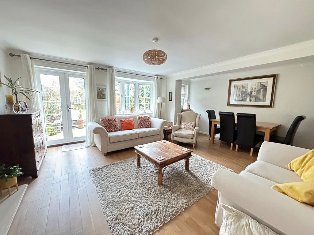 Regency Drive, Kenilworth