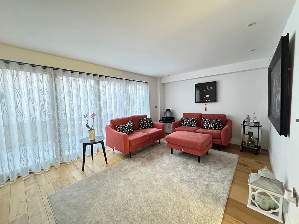 Abbotsford Mews, Kenilworth Old Town