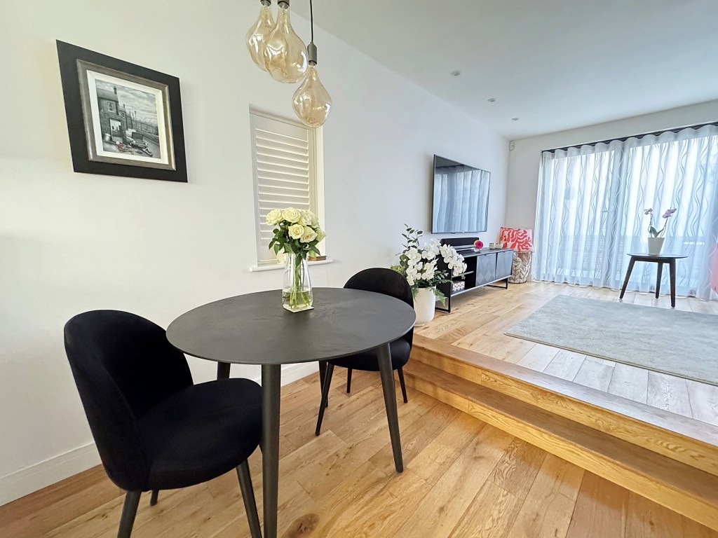 Abbotsford Mews, Kenilworth Old Town