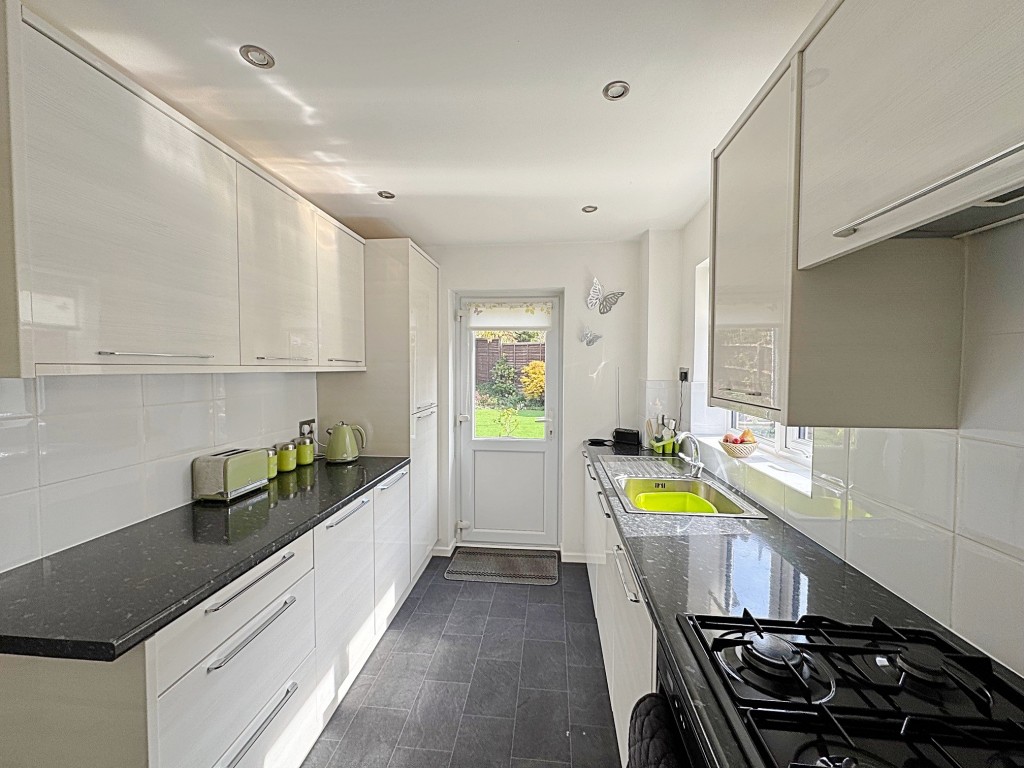 Harlech Close, Kenilworth