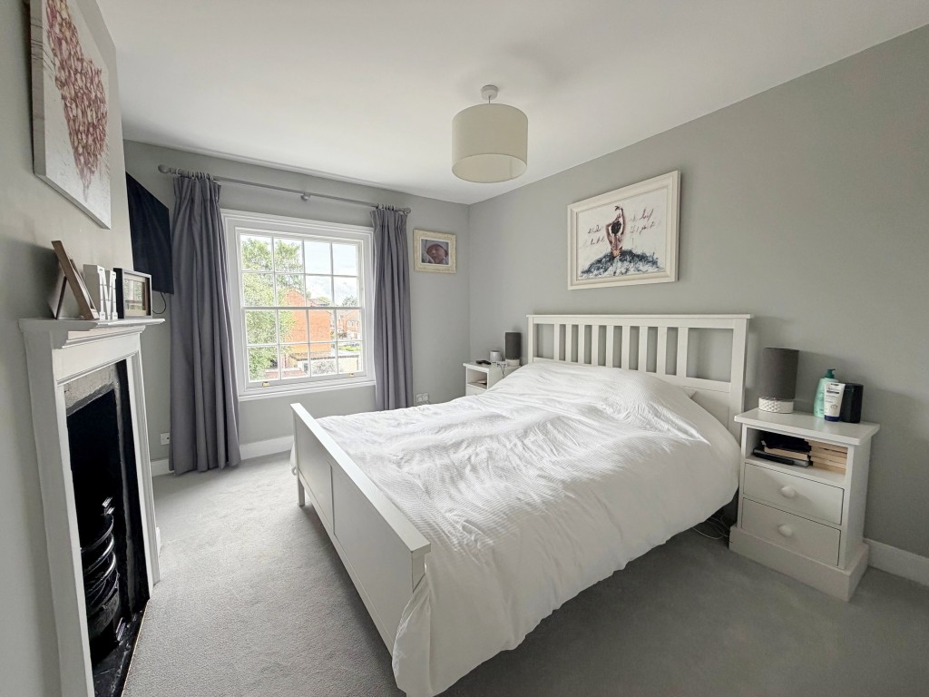 Warwick Road, Kenilworth