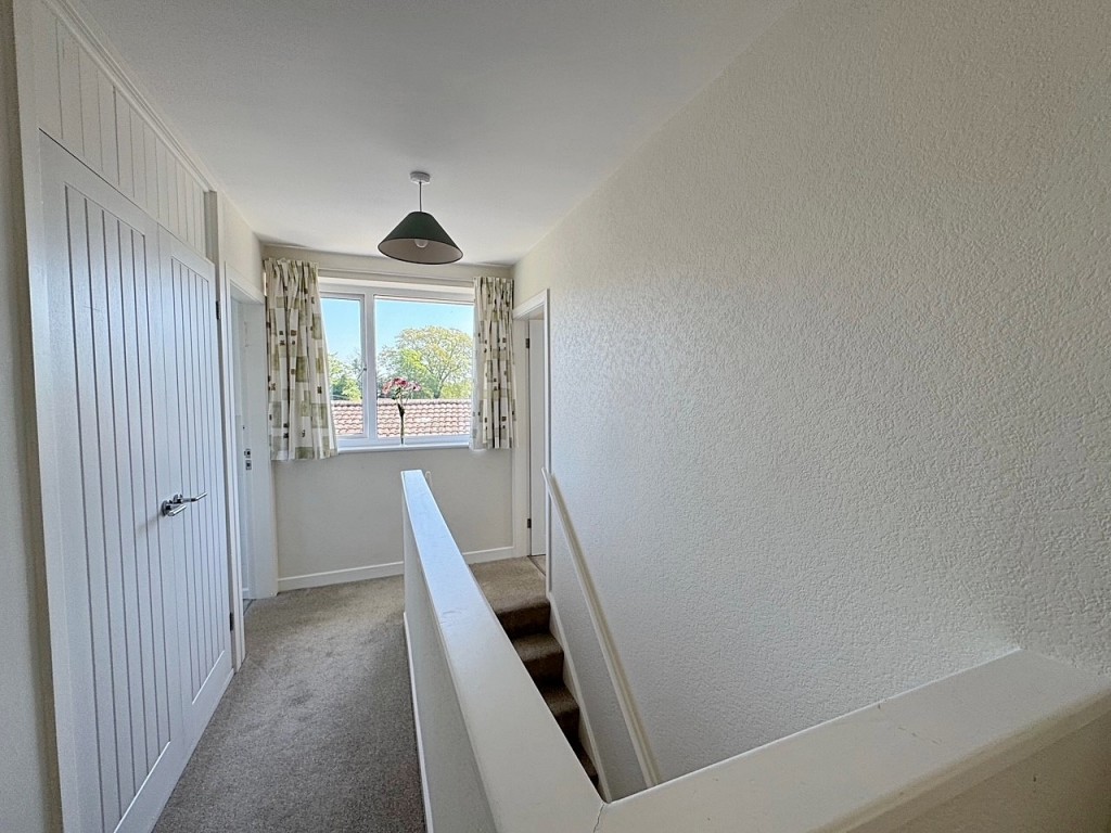 Lindsey Crescent, Kenilworth