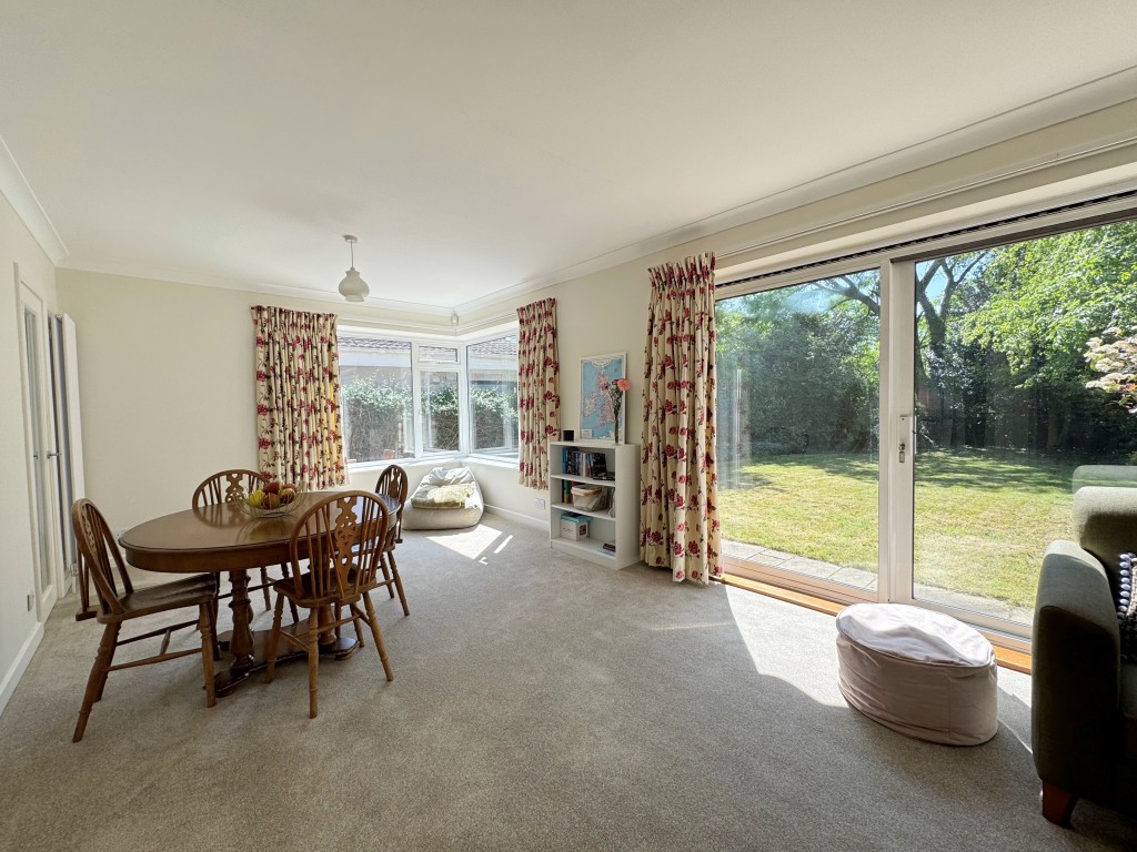 Lindsey Crescent, Kenilworth
