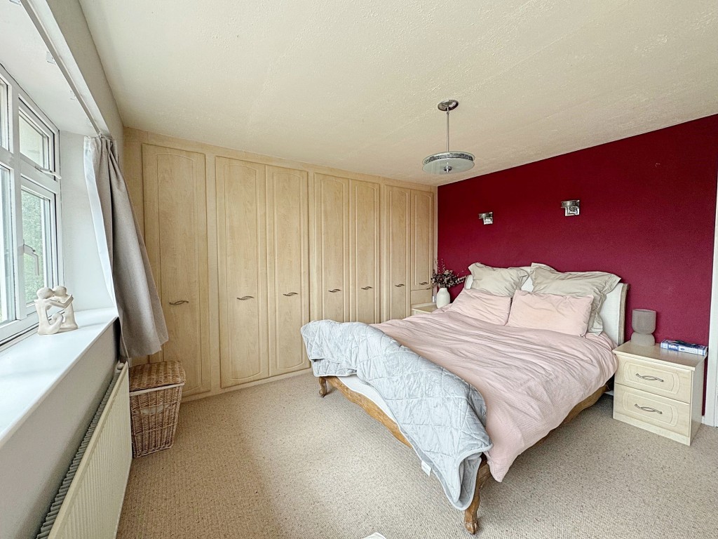 Highland Road, Kenilworth