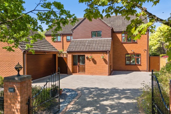 Whitefield Close, Westwood Heath
