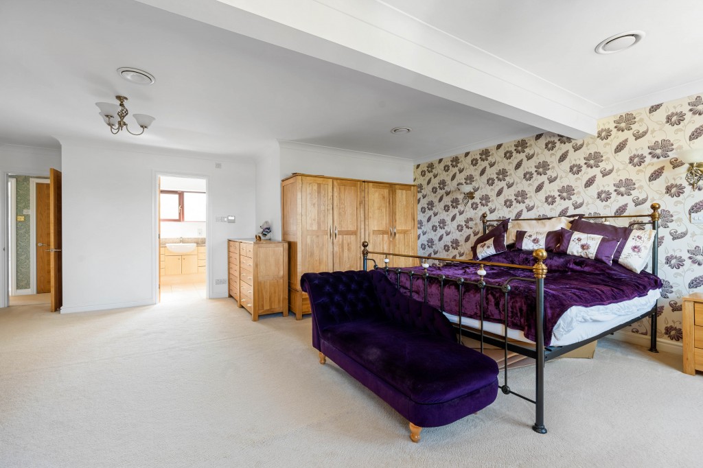 Whitefield Close, Westwood Heath