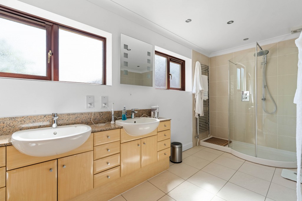 Whitefield Close, Westwood Heath