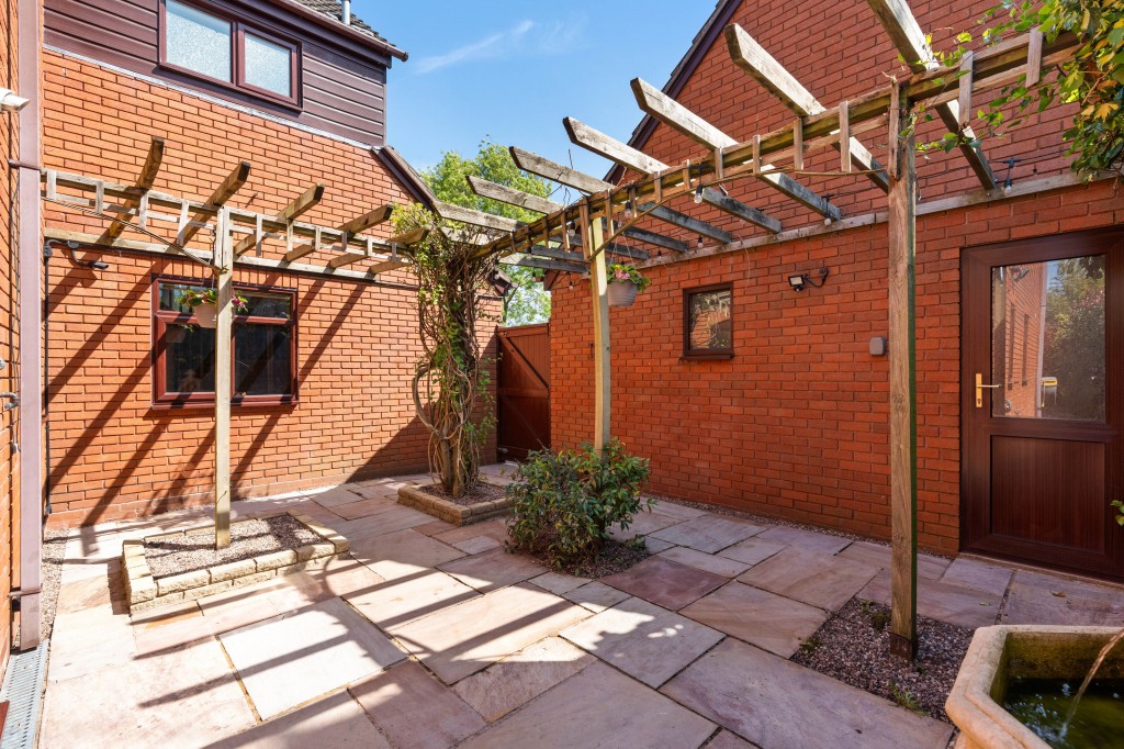 Whitefield Close, Westwood Heath