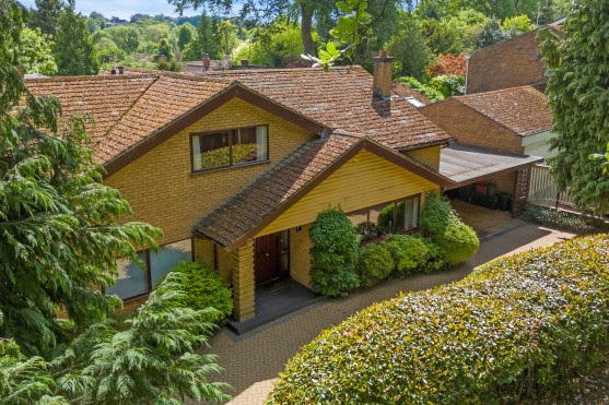 Hawkesworth Drive, Kenilworth