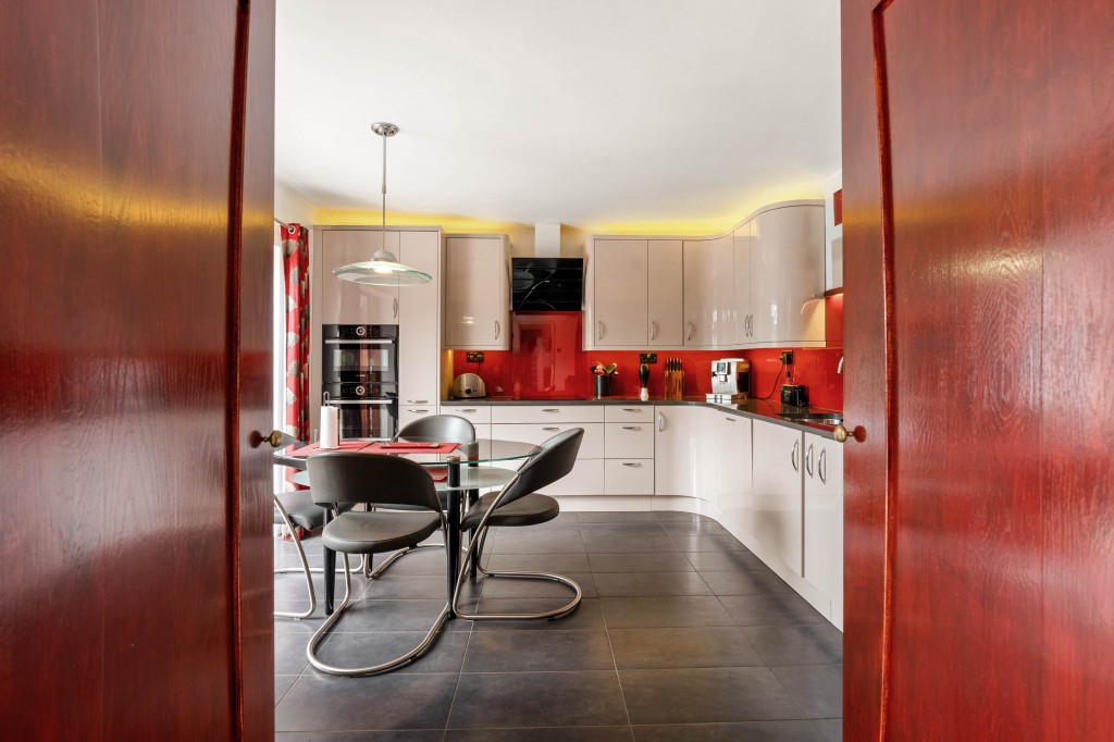 Hawkesworth Drive, Kenilworth