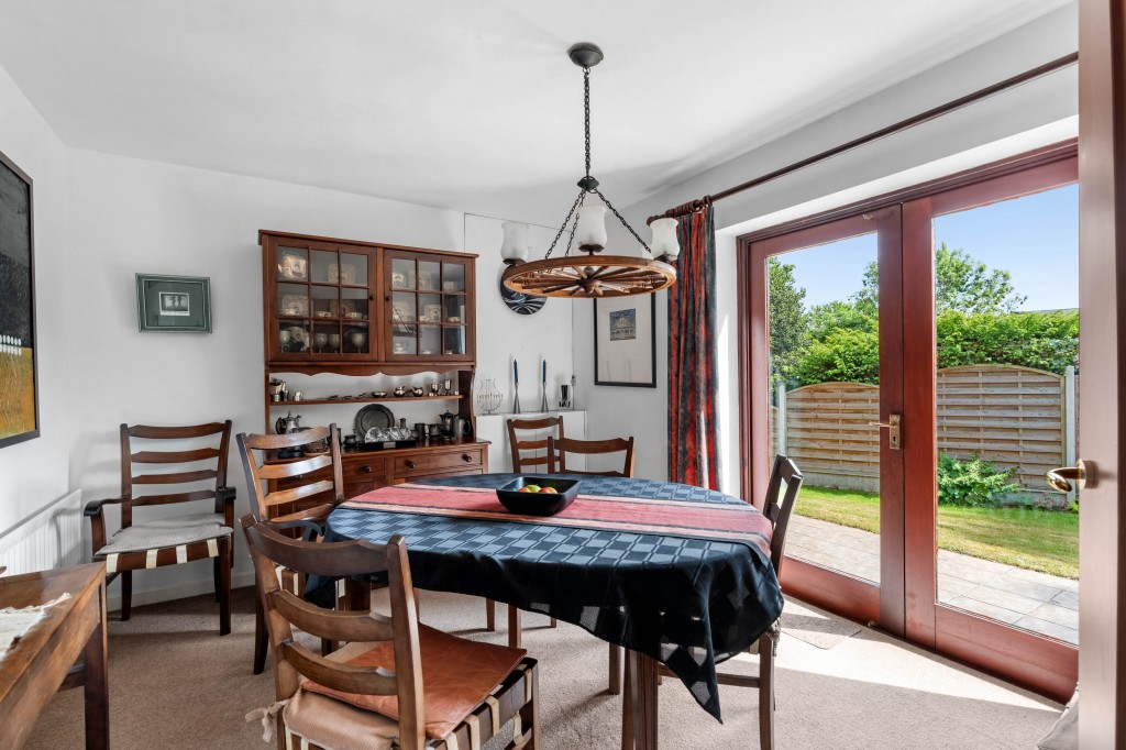 Hawkesworth Drive, Kenilworth