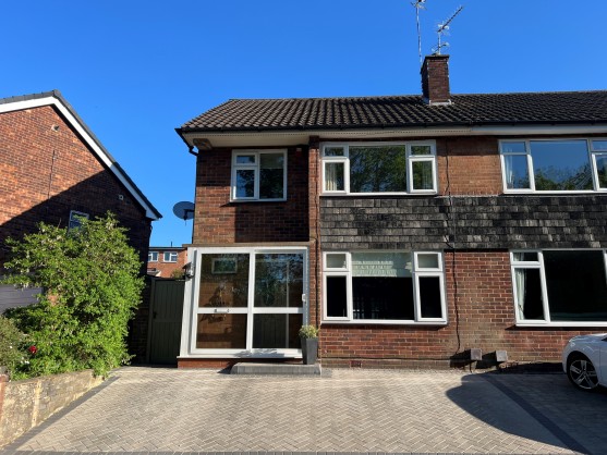 Tilewood Avenue, Eastern Green