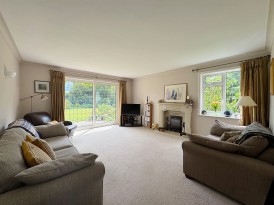 Hawkesworth Drive, Kenilworth