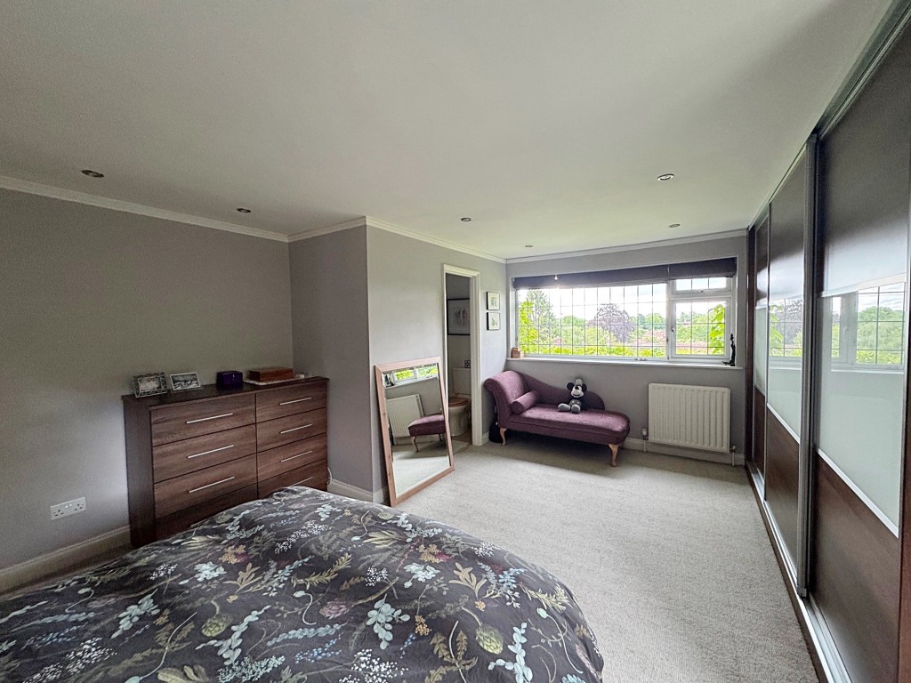 Hawkesworth Drive, Kenilworth