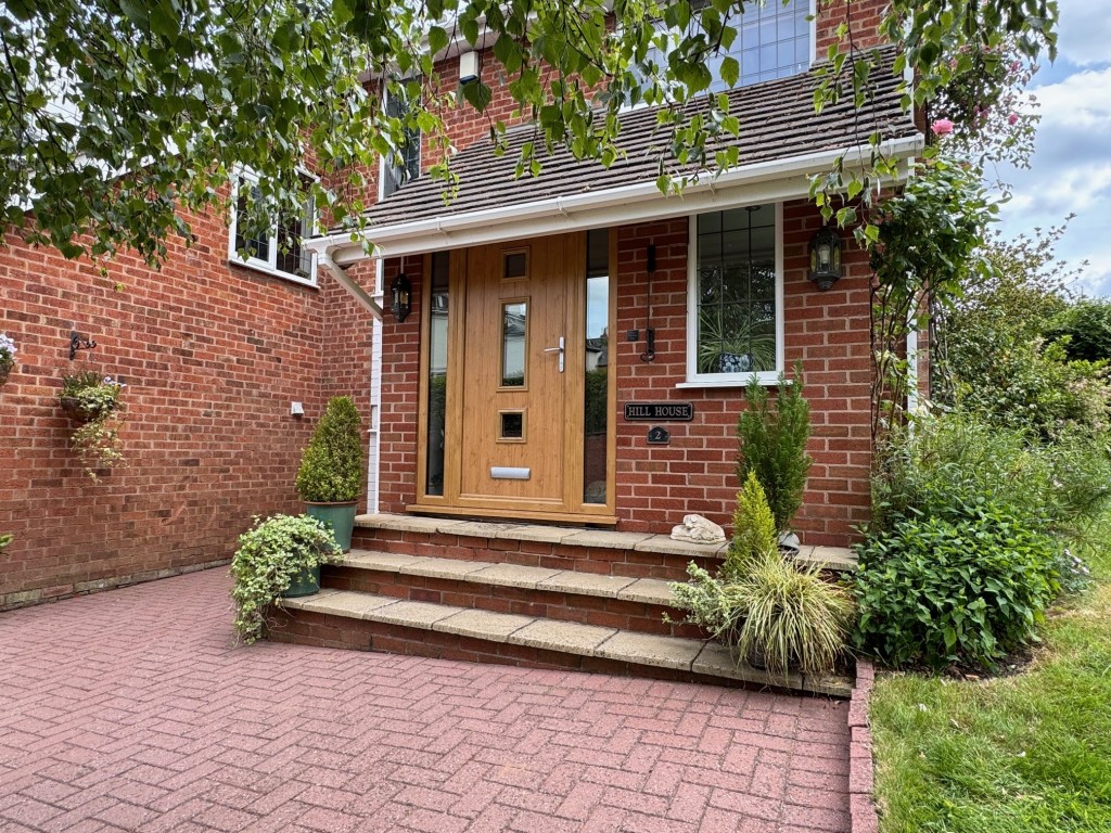 Hawkesworth Drive, Kenilworth