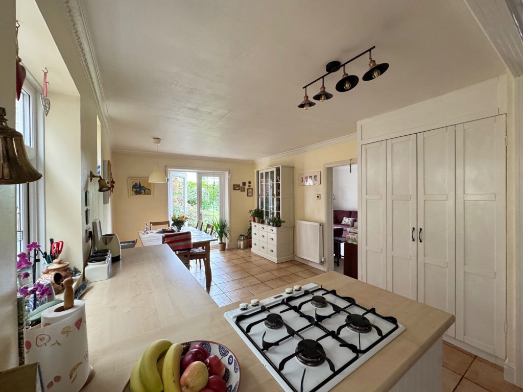 Hawkesworth Drive, Kenilworth