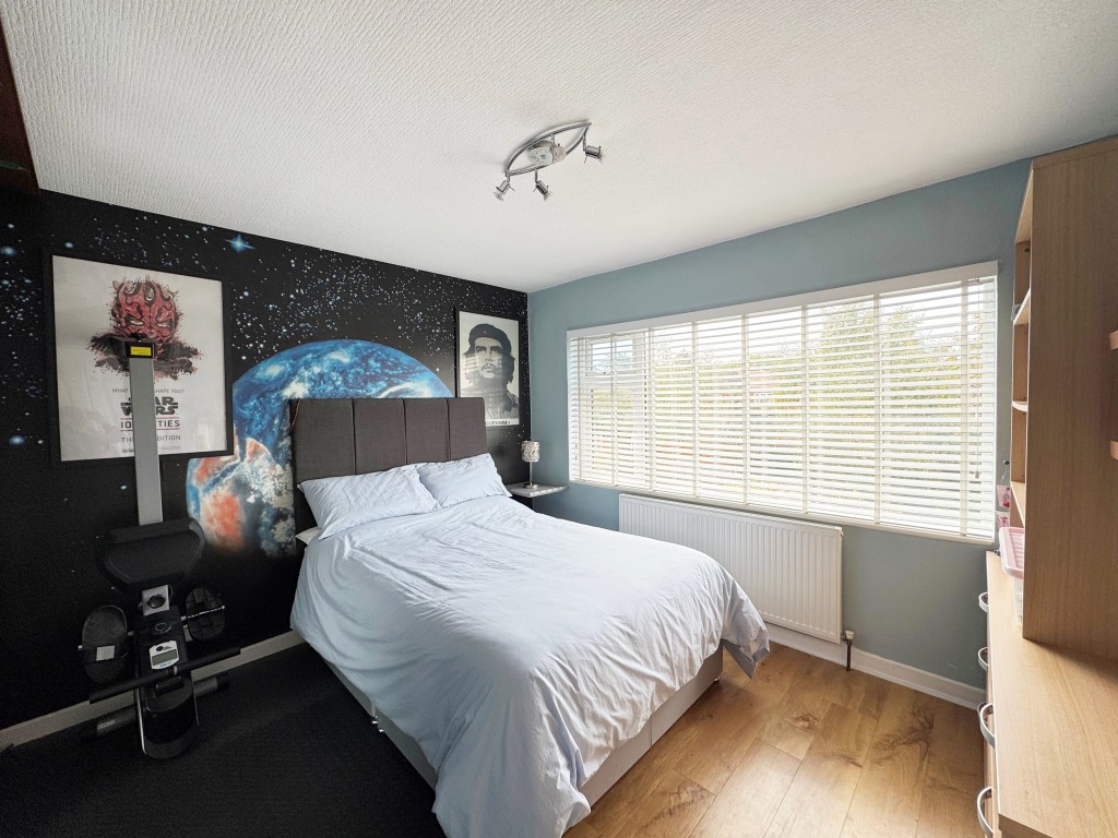 Tulip Tree Avenue, Kenilworth