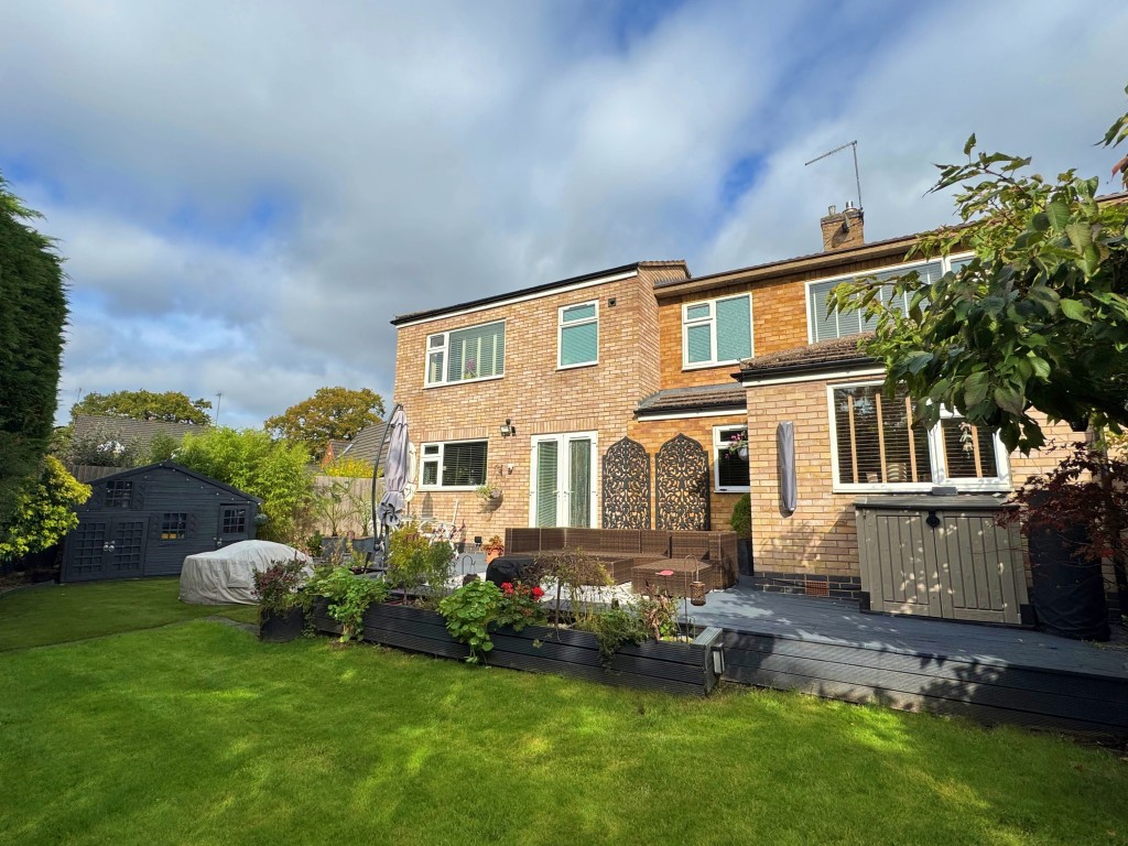 Tulip Tree Avenue, Kenilworth
