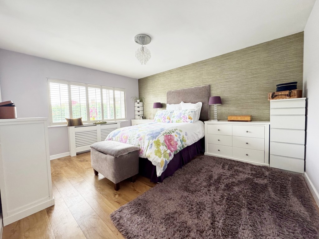 Tulip Tree Avenue, Kenilworth