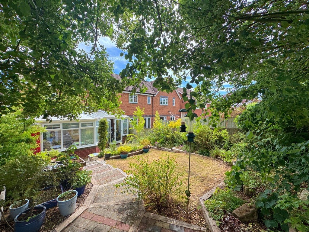 Nason Grove, Kenilworth