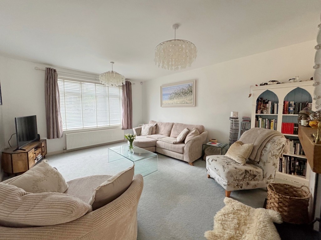 Highland Road, Kenilworth
