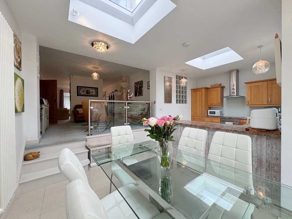 Highland Road, Kenilworth