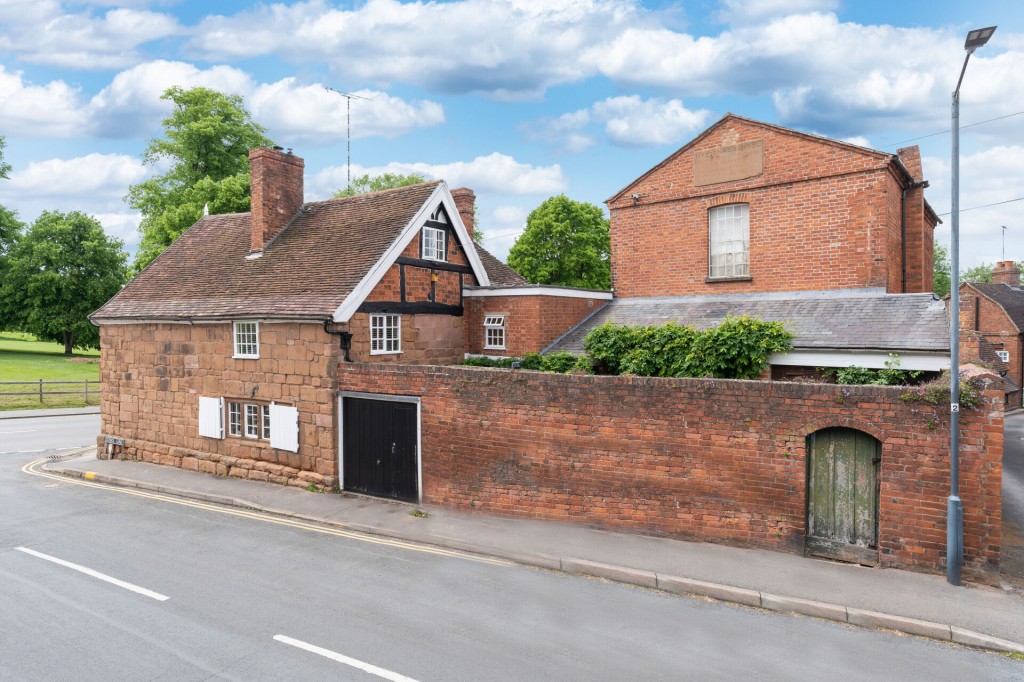 Bridge Street, Kenilworth