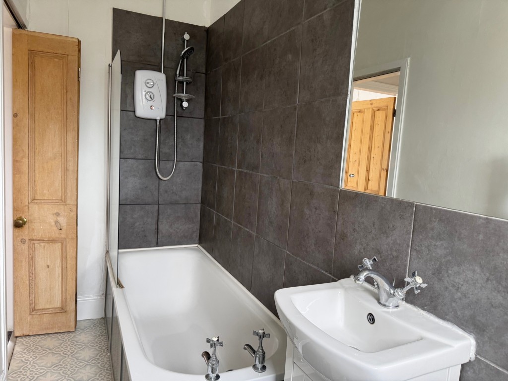 Henry Street, Kenilworth