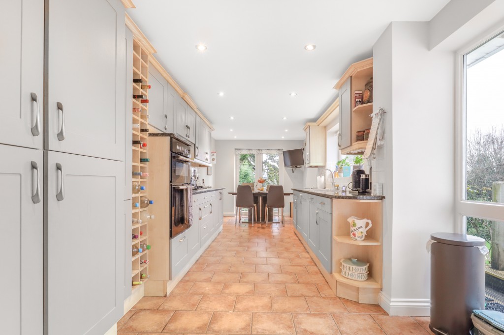 Highland Road, Kenilworth