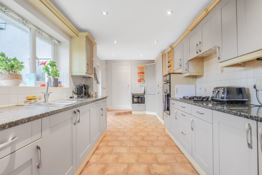 Highland Road, Kenilworth