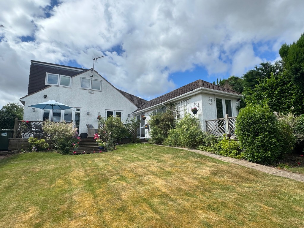 Highland Road, Kenilworth