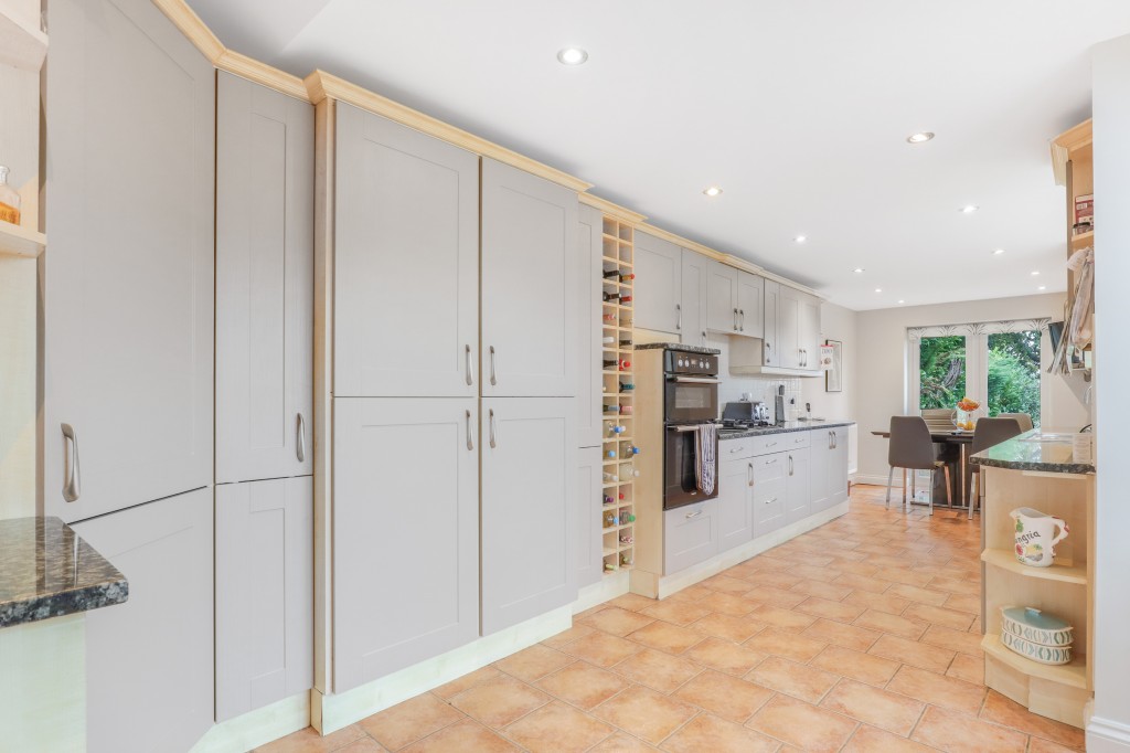 Highland Road, Kenilworth