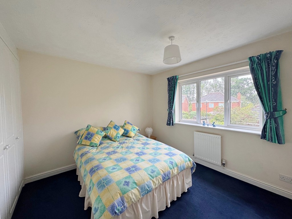 Imogen Gardens, Heathcote, Warwick