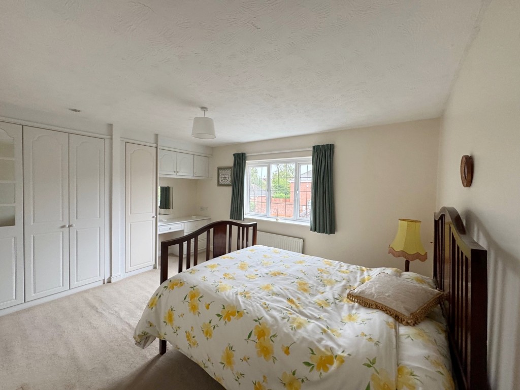 Imogen Gardens, Heathcote, Warwick