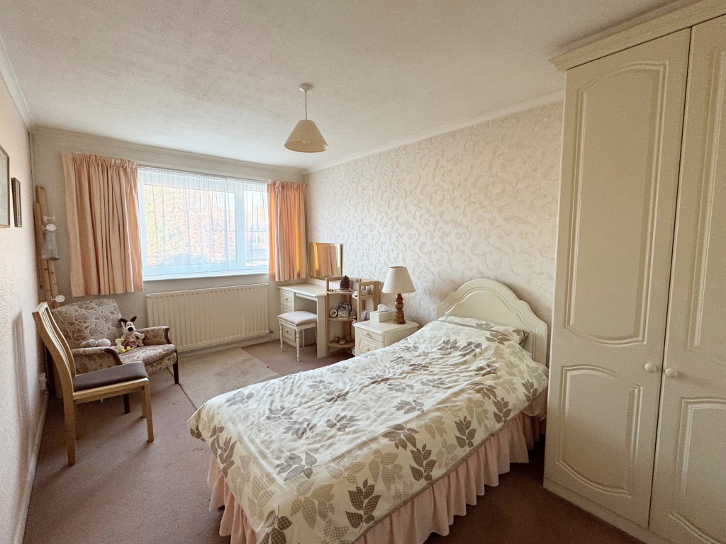 Whites Row, Kenilworth