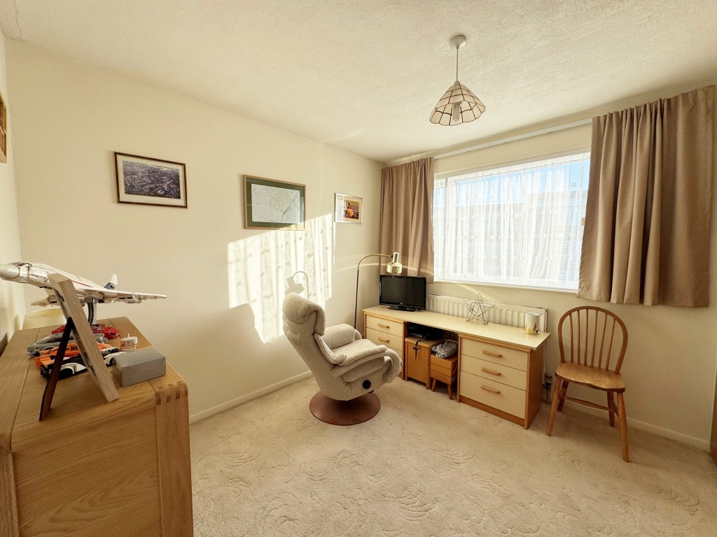 Whites Row, Kenilworth