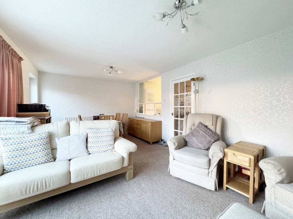 Whites Row, Kenilworth