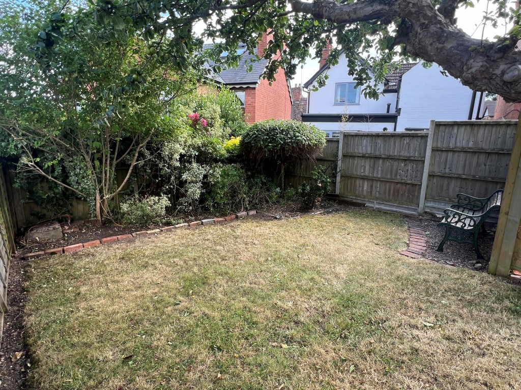 Albion Street, Kenilworth