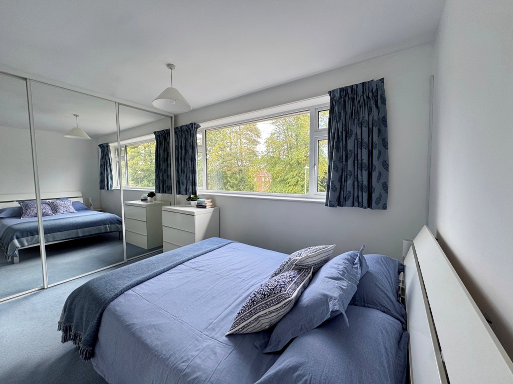 Suncliffe Drive, Kenilworth