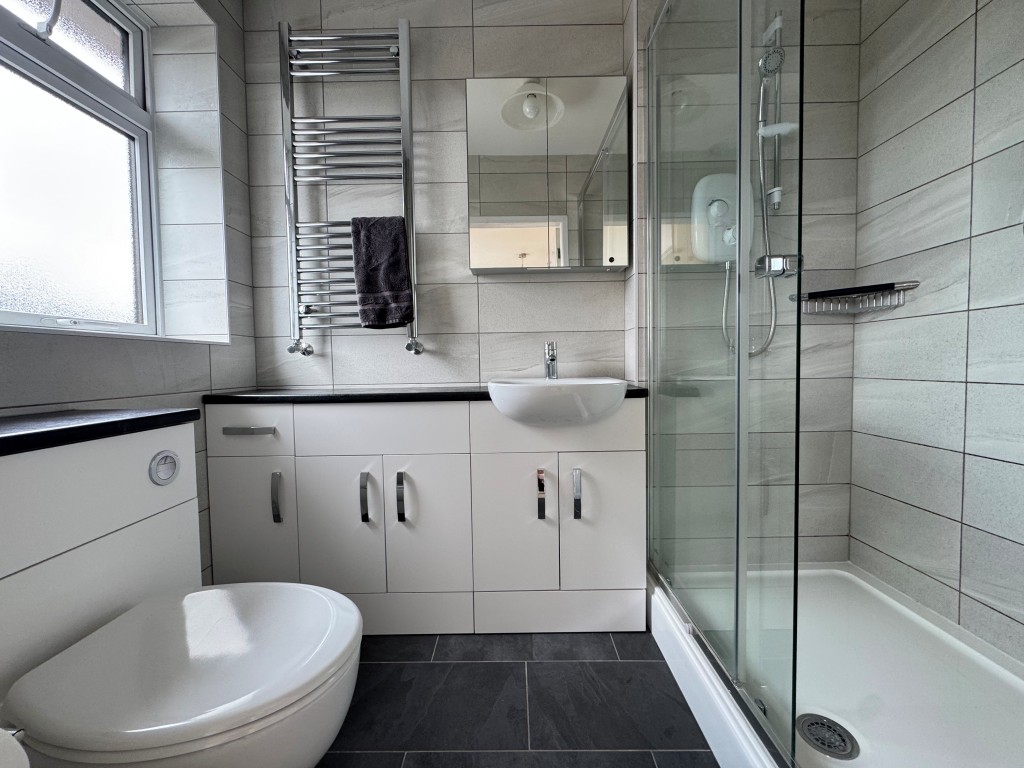 Suncliffe Drive, Kenilworth