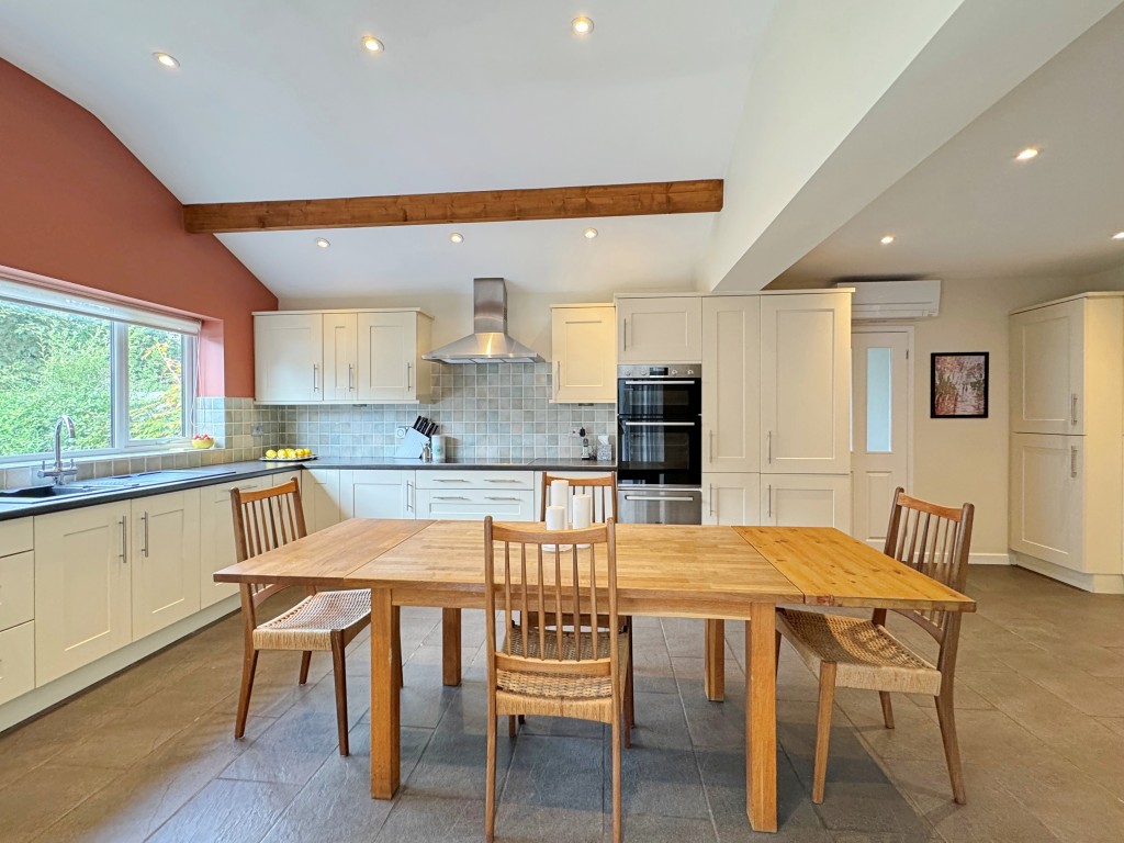 Suncliffe Drive, Kenilworth