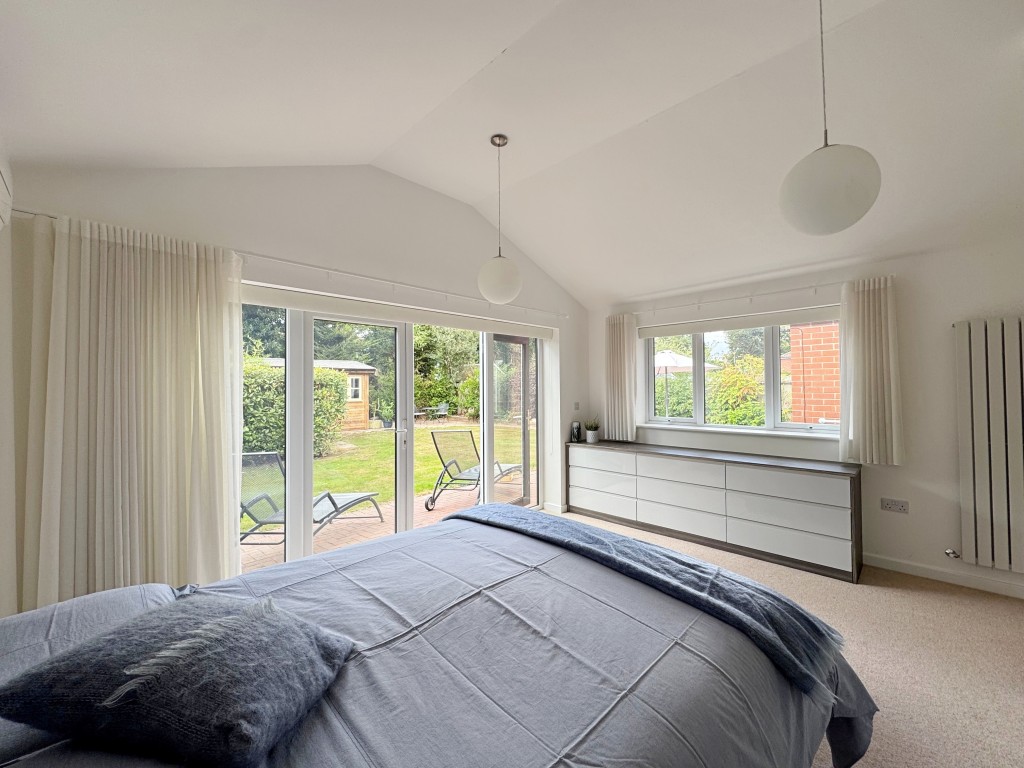 Suncliffe Drive, Kenilworth