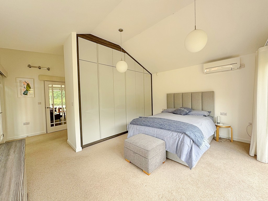 Suncliffe Drive, Kenilworth