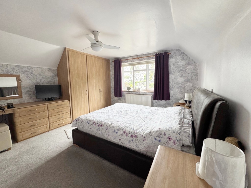 Cromwell Lane, Kenilworth