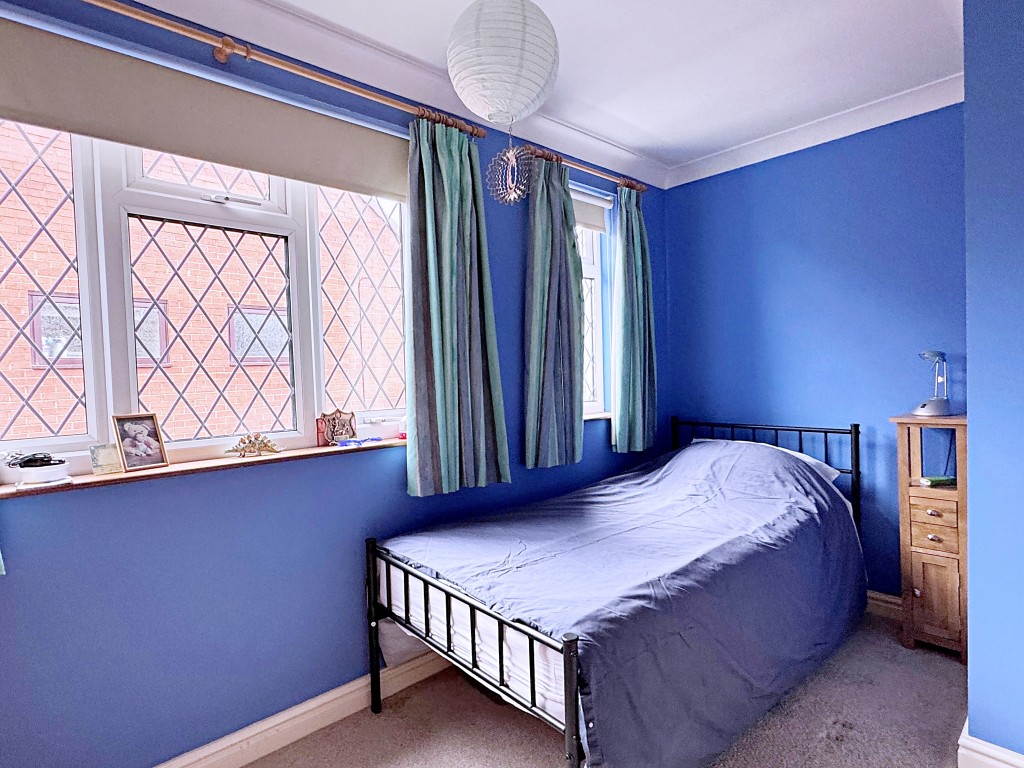 Cromwell Lane, Kenilworth