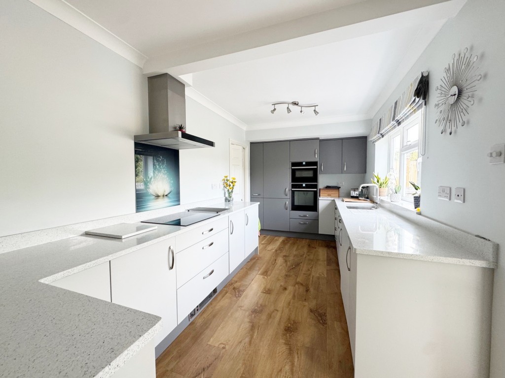 Cromwell Lane, Kenilworth