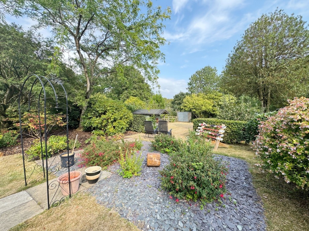 Cromwell Lane, Kenilworth