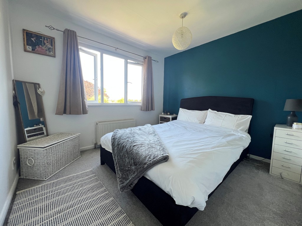 Oaks Road, Kenilworth